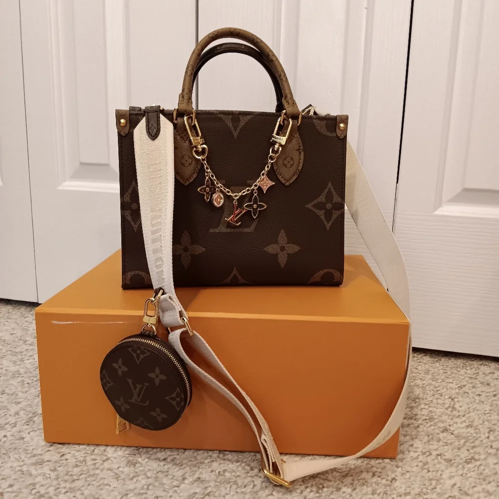 Traded 💕 Louis Vuitton OnTheGo Pm - Just Showing - Picture 4 of 7